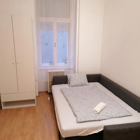 Lt 2 Budapeste